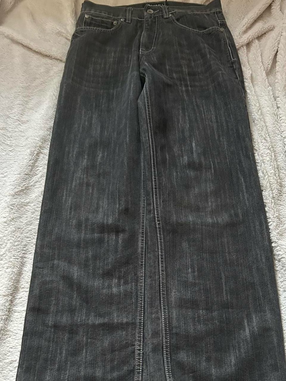 Avirex Men's Grey Relaxed Fit Jeans with Subtle Fading